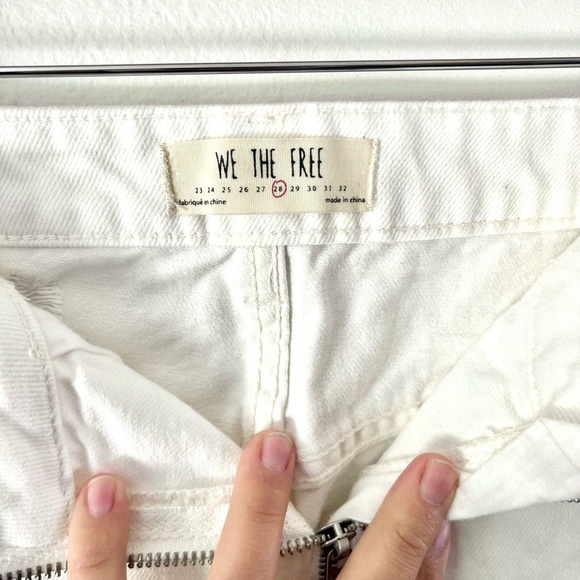 We The Free White Denim Raw Hem Zipper Front Mini Skirt Size 28 - Picture 5 of 10